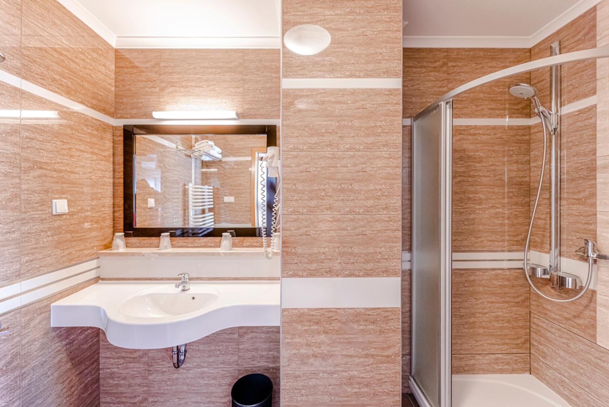 Hotel Panorama Mszczonów Dış mekan fotoğraf