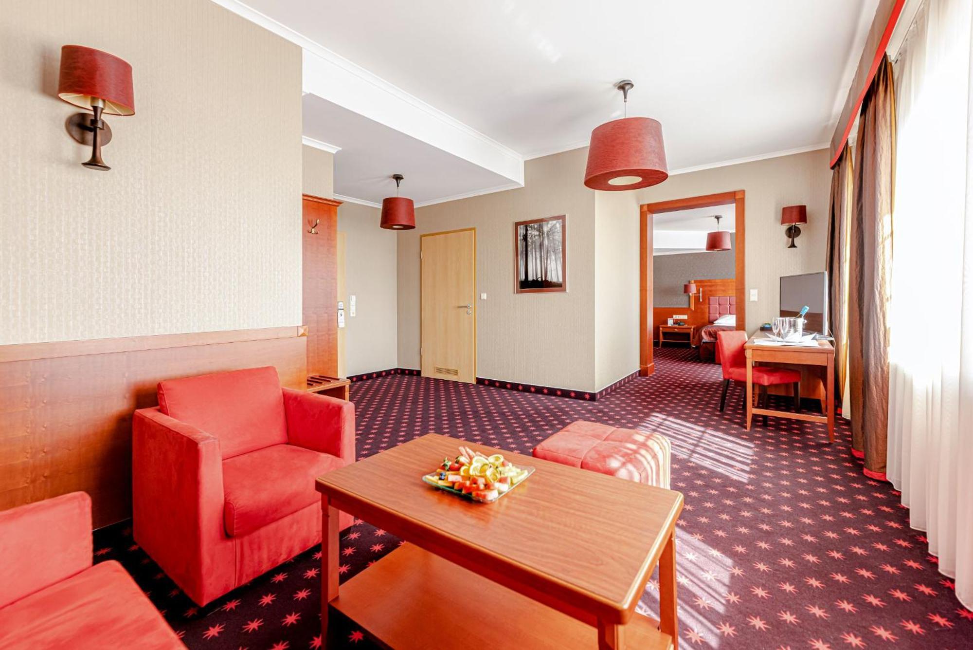 Hotel Panorama Mszczonów Dış mekan fotoğraf
