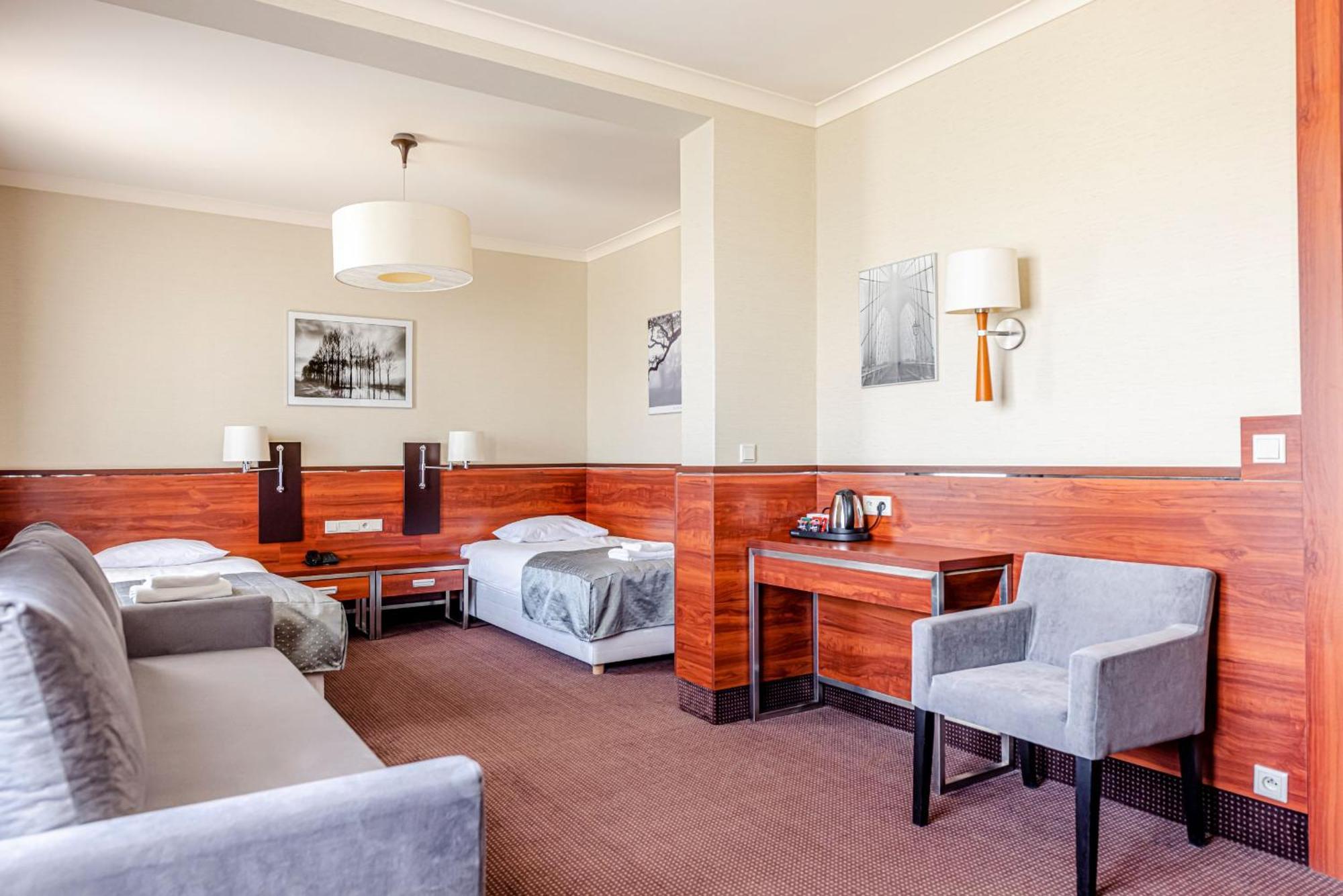 Hotel Panorama Mszczonów Dış mekan fotoğraf