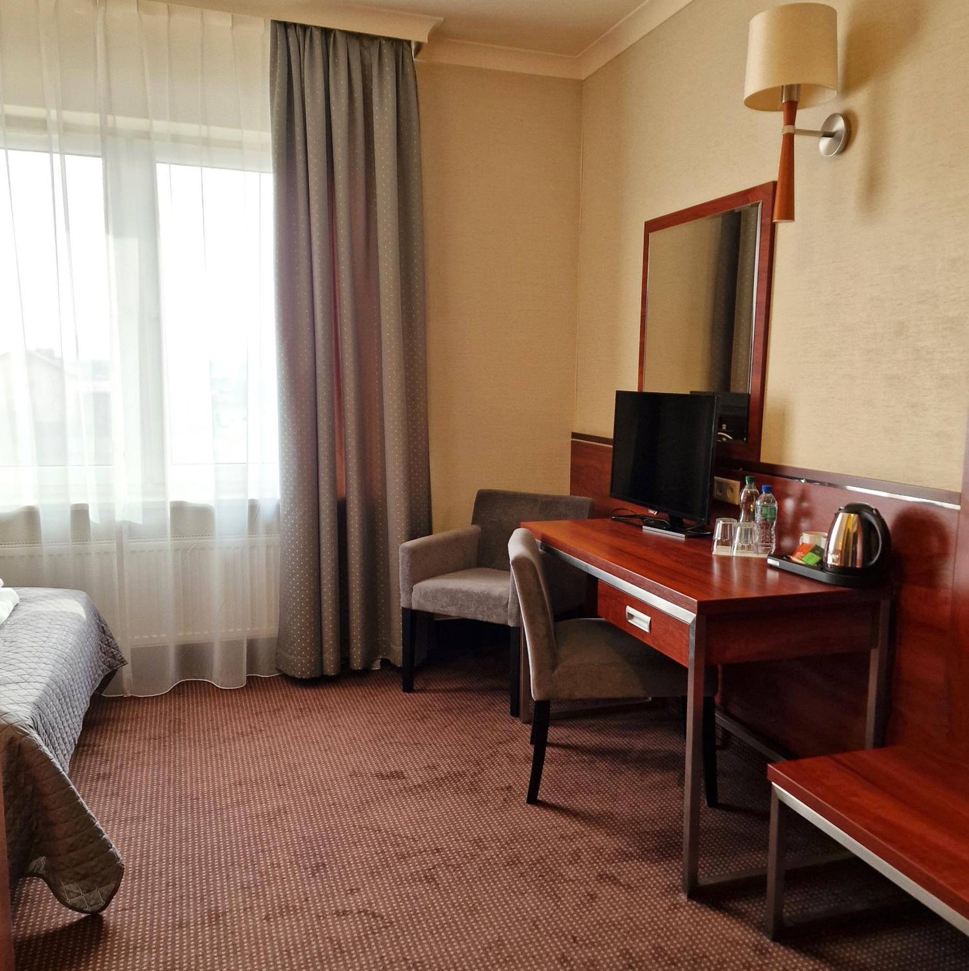 Hotel Panorama Mszczonów Dış mekan fotoğraf