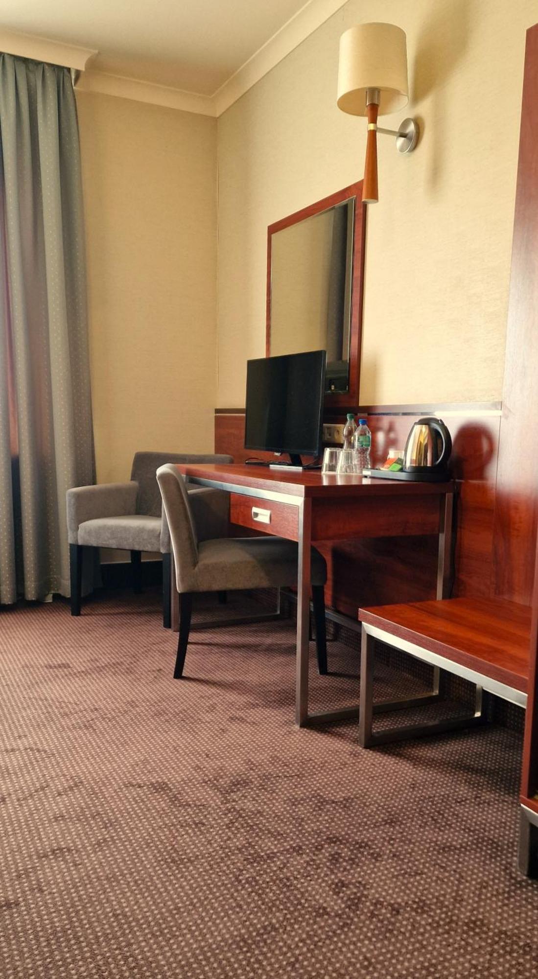 Hotel Panorama Mszczonów Dış mekan fotoğraf