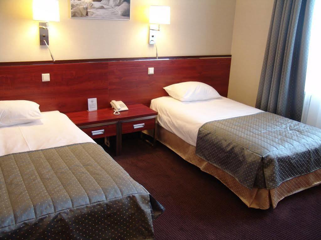 Hotel Panorama Mszczonów Dış mekan fotoğraf